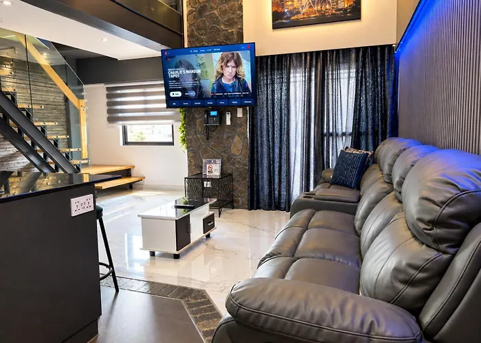4-minute Airport Family Aparthotel Lapu-Lapu City