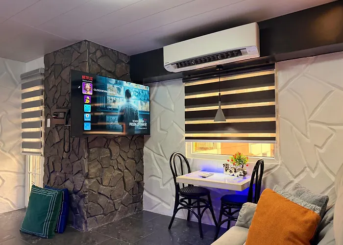 4-minute Airport Family Aparthotel 4*